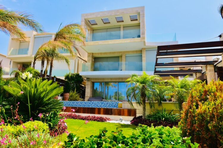 Adonis-Beach-LaNucia-10